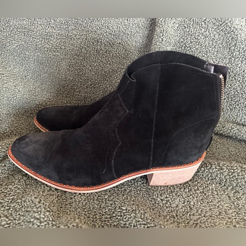 CREVO Black Leather Suede Studded Ankle Western Boho Bootie Size 10